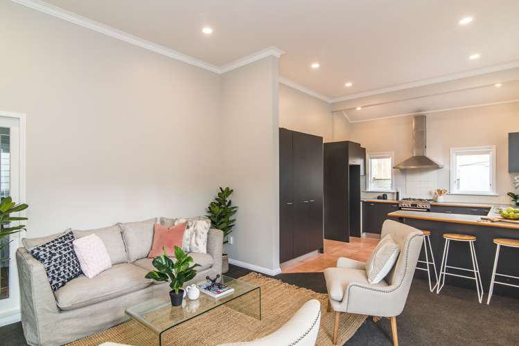 66 Mein Street Newtown_4