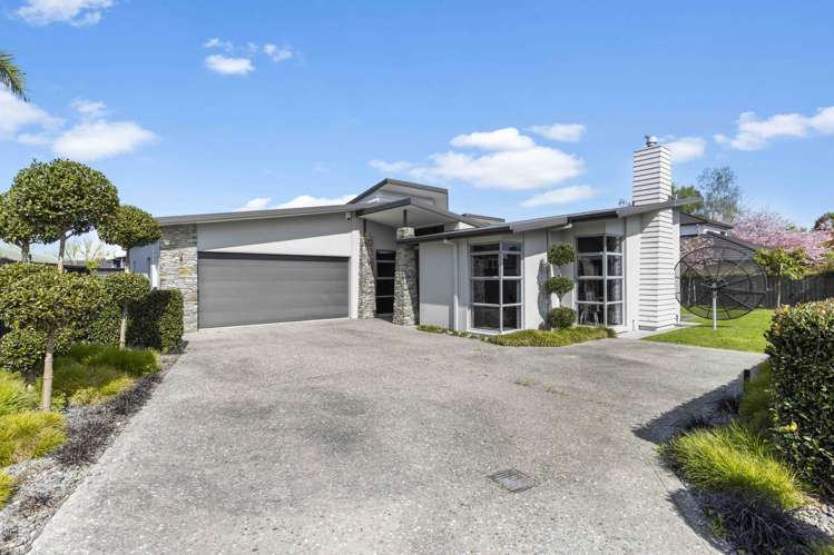 3 Meadowbank Court Huntington_23