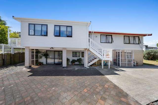 4 Spruce Place Totara Heights_2