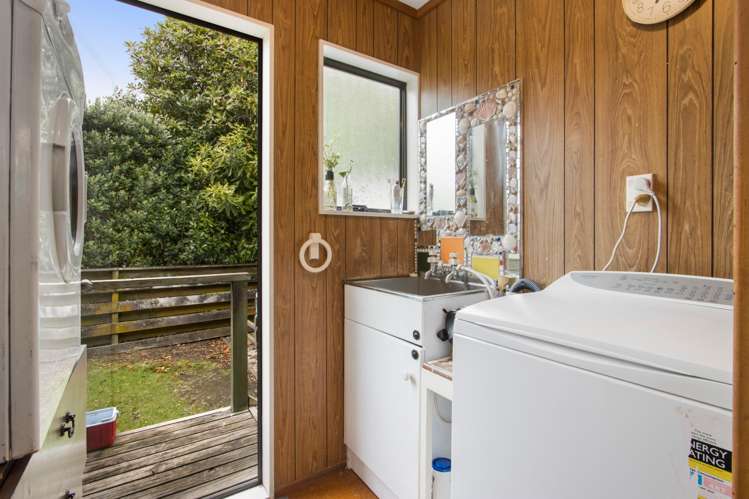 33 Athenree Road Athenree_19