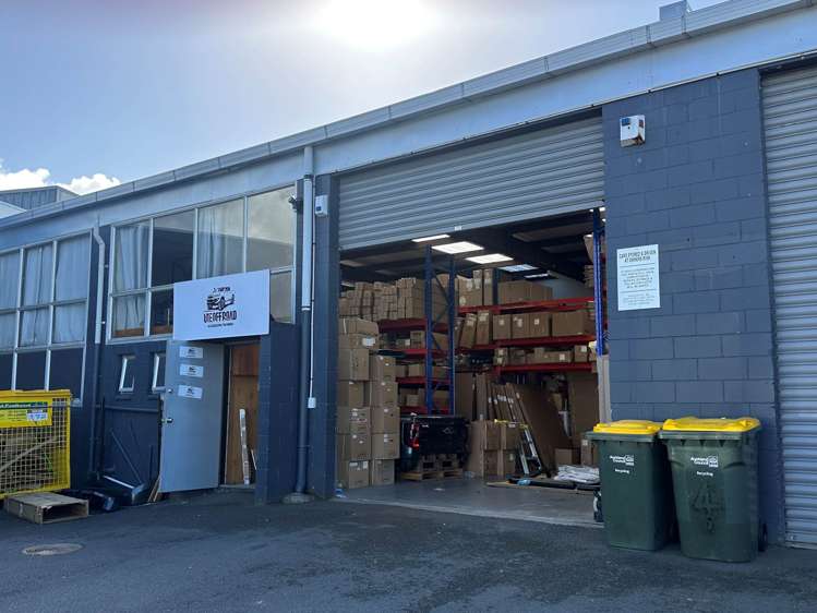 Unit A/78 Diana Drive Wairau Valley_4