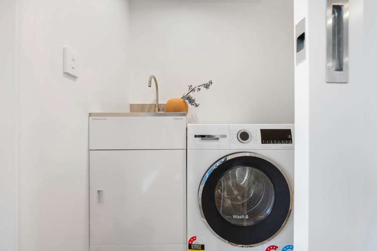 65 Helen Jenepher Lane Mount Wellington_12