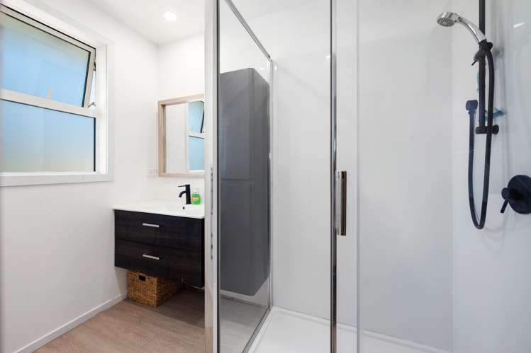 64 Hinemoa Avenue Taupo_12