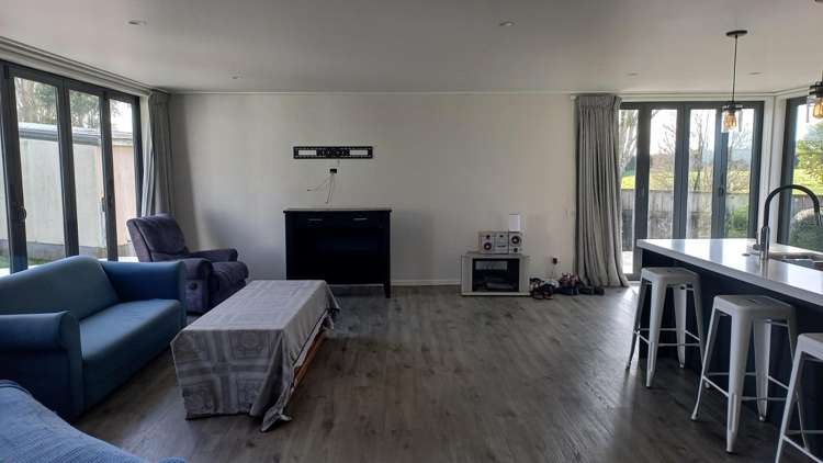 1 York Road Midhirst_6