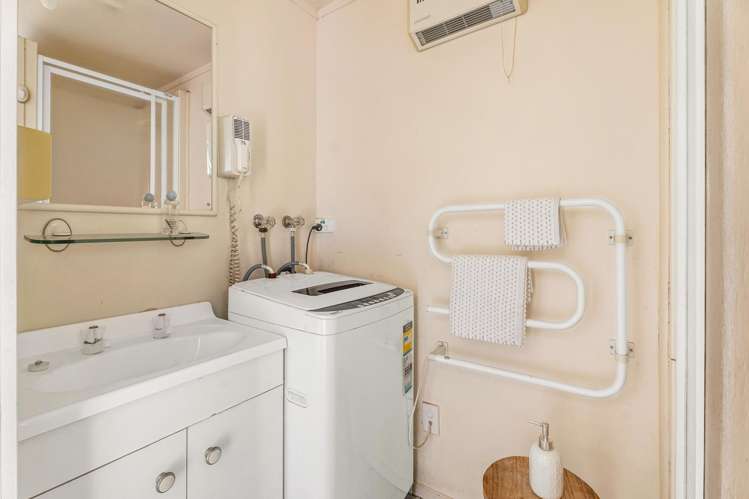 22 Tawa Street Oneroa_23