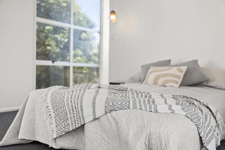 146 Mt View Road Bastia Hill_16