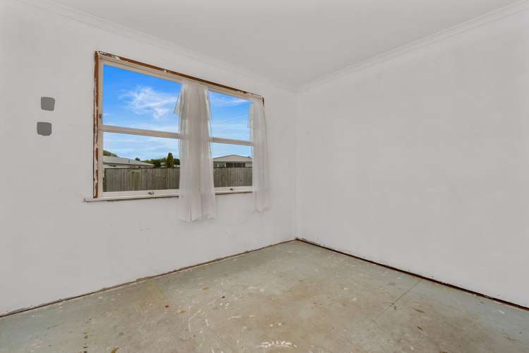 110 Collins Road Melville_12