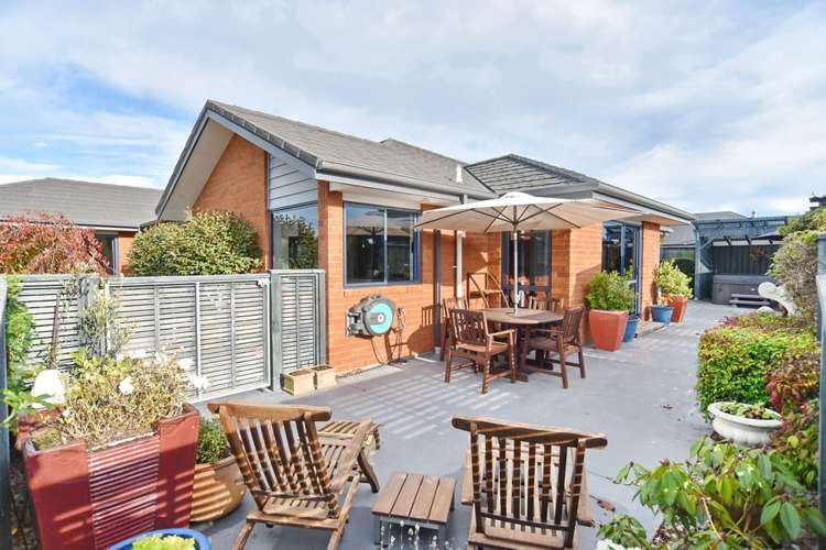 43 Pegasus Main Street Pegasus_2