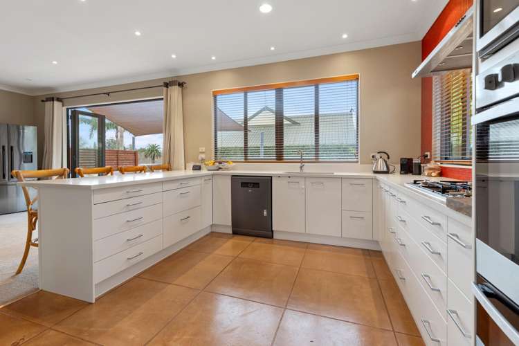 8 Sissinghurst Court_2