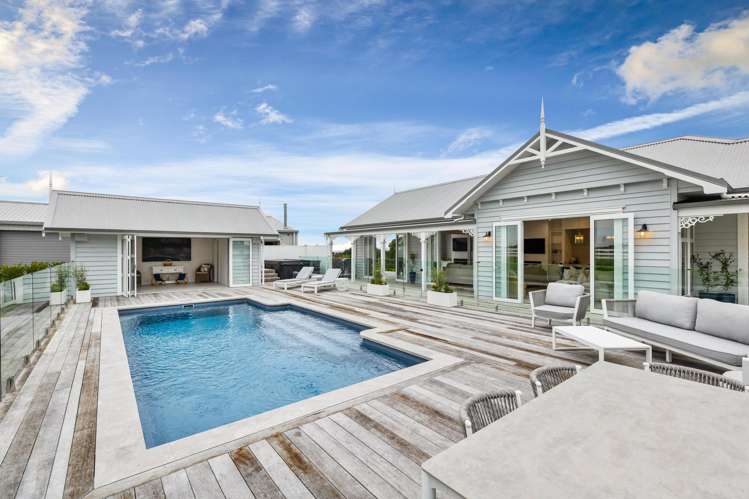 21 Diamond Lane Riverhead_13