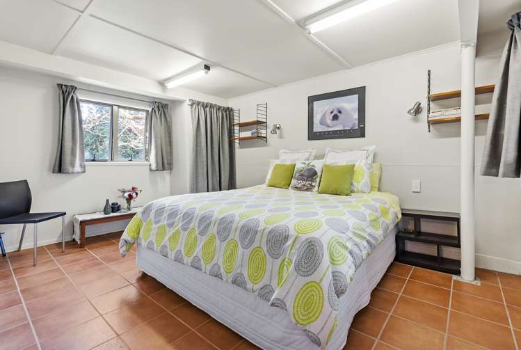 203 Howard Road Orere Point_13