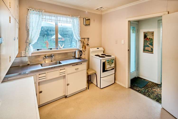 166 Owhiro Bay Parade Owhiro Bay_9