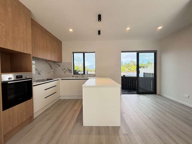 11B Glenfinn Place Massey_2