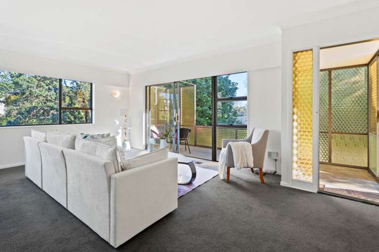 1/1 Bramley Drive Farm Cove_8