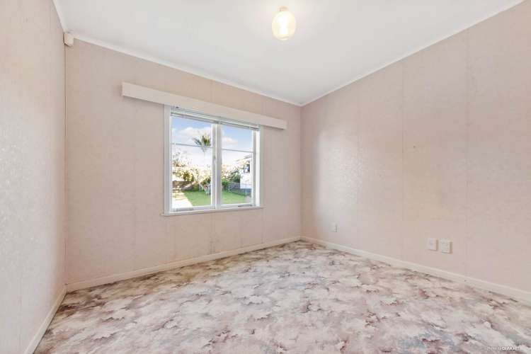 99 Terry Street Blockhouse Bay_15