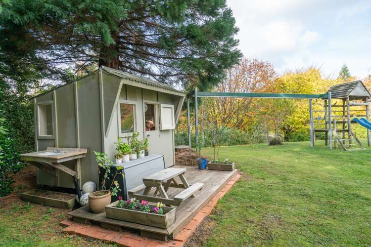 174 Mapara Road Acacia Bay_17