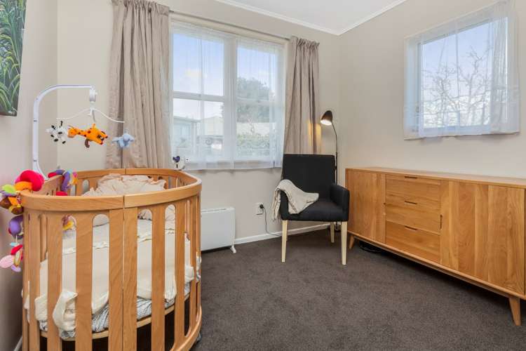 137 Vodanovich Road Te Atatu South_11