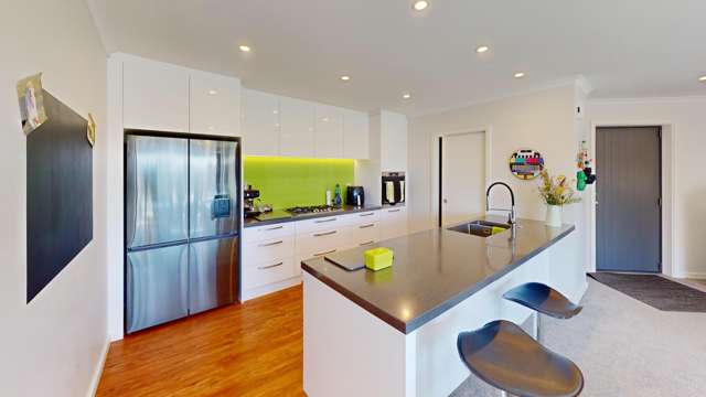 52 Geoff Geering Drive Netherby_1