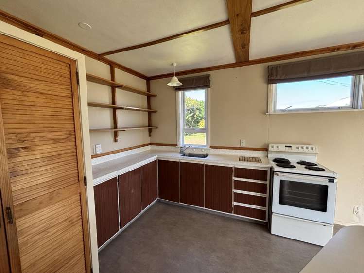 77 Lincoln Road Springvale_1