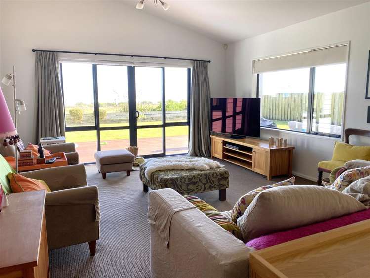 22 Karoro Place Karoro_8