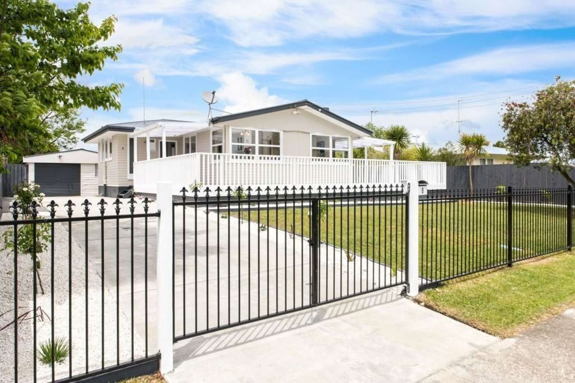 8 Drive Pickering Avenue Manurewa_0