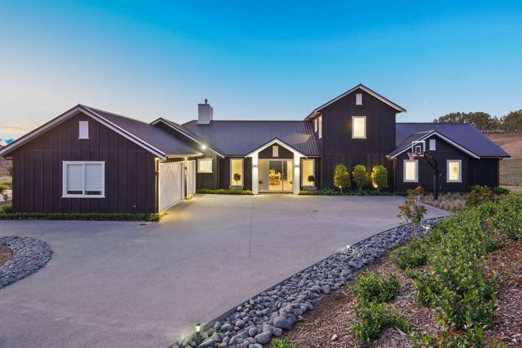 12 Myra Evelyn Grove Dairy Flat_3