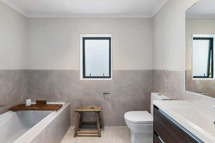 1 Danga Lane Hobsonville_11