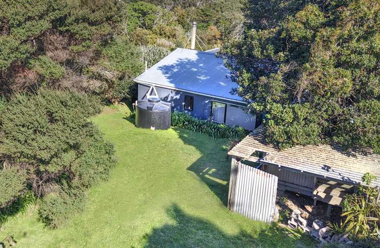6569 Pouto Road Pouto_19