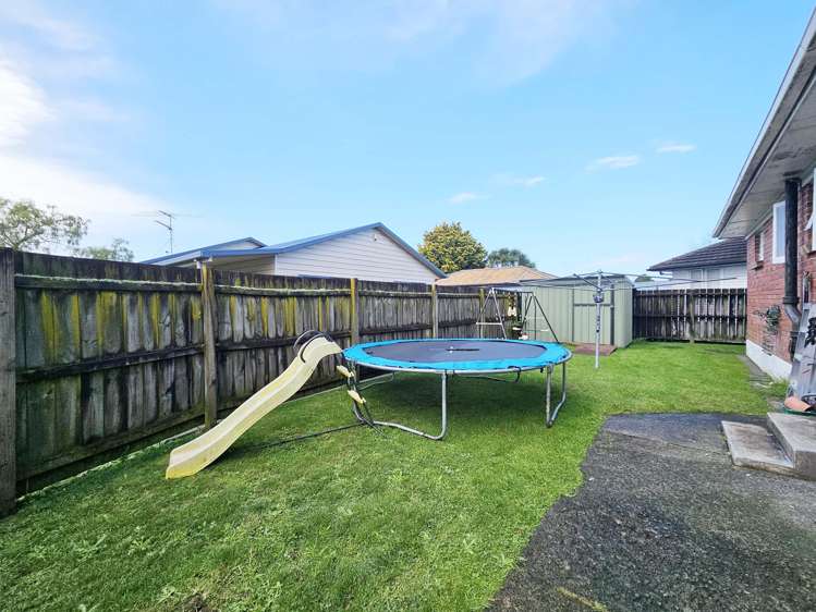 24 Sutton Crescent Papakura_8