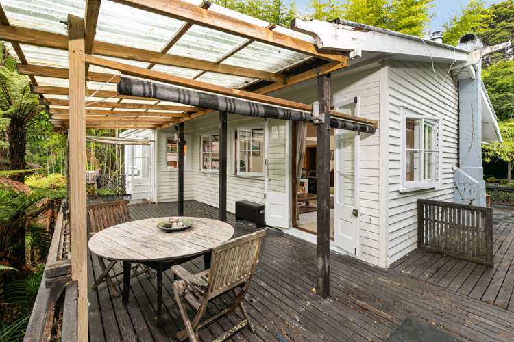 332 Huia Road Titirangi_11