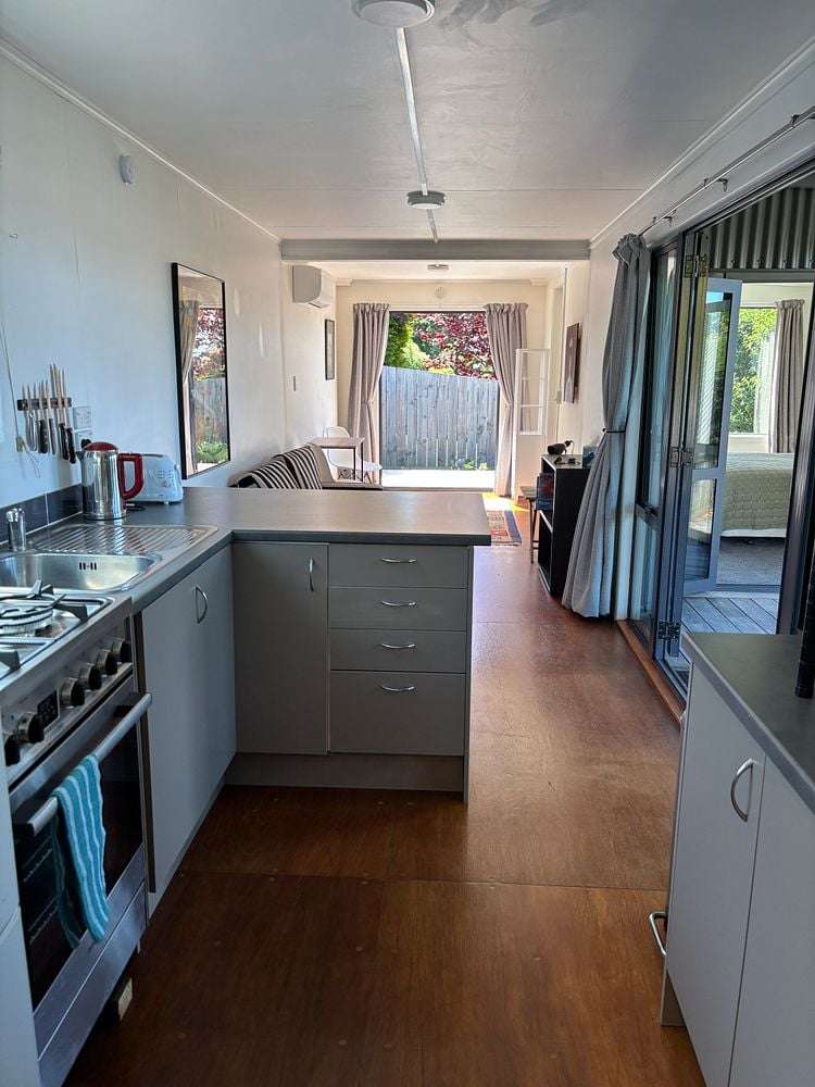 5 Surrey Road Richmond_12