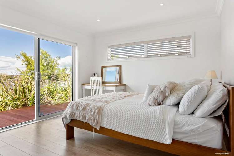 10 Tuangi Street Long Bay_13