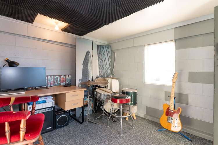 7 Letterkenny Place Blockhouse Bay_12