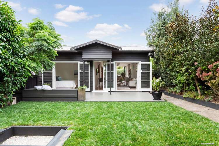 21 Himikera Avenue Avondale_17