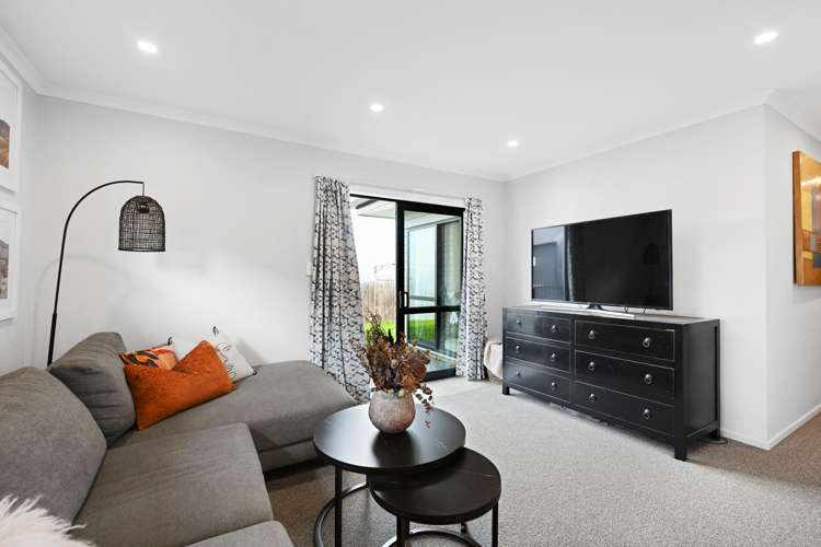 1/19 Onukutara Place Huntington_8