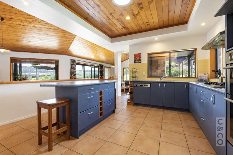 1226 State Highway 16 Waimauku_28