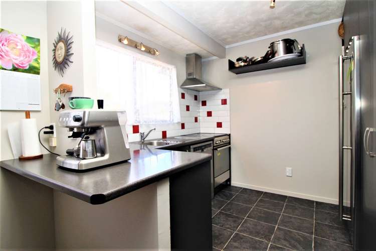 1/17 Garelja Road Henderson_9