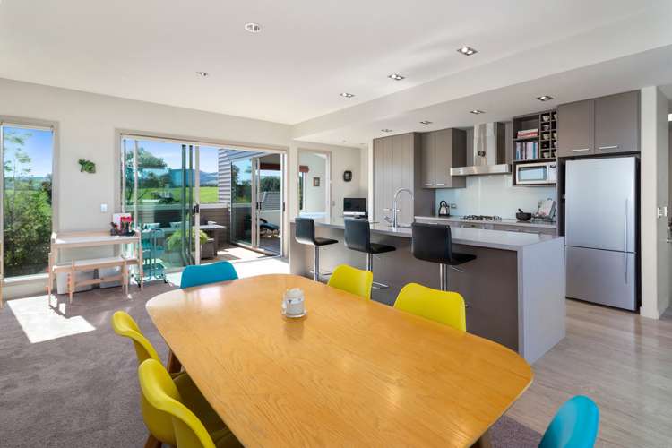 15 Devoy Drive Owhata_6