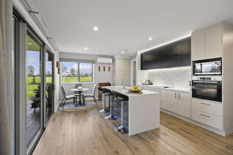 112 Cochrane Road Ngahinapouri_8