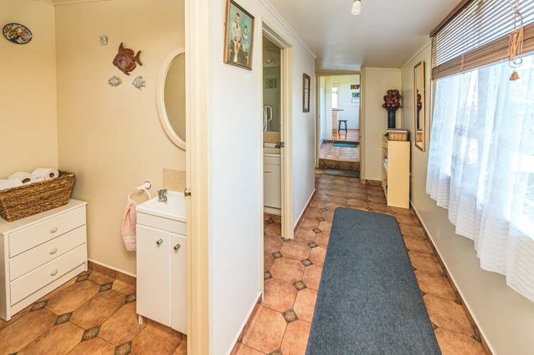 689 Ruatangata Road Whangaehu_14