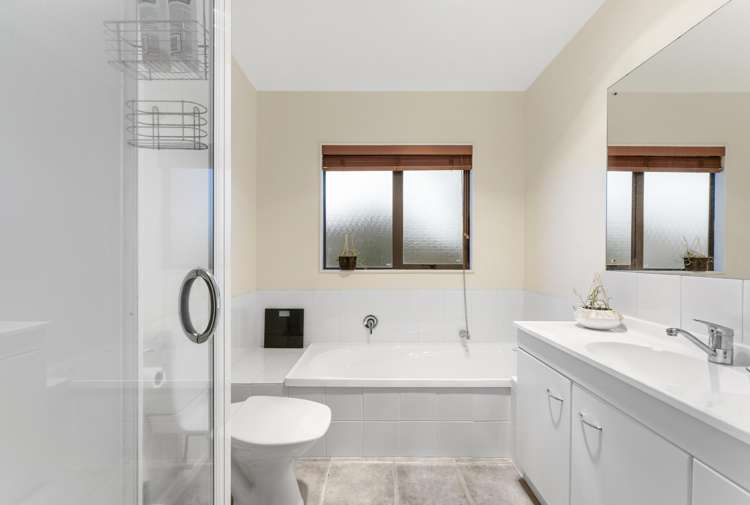 6 Loughinisland Place Manurewa_12