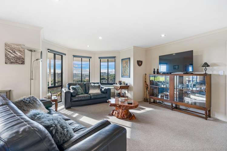 818 Horseshoe Bush Road Waitoki_10