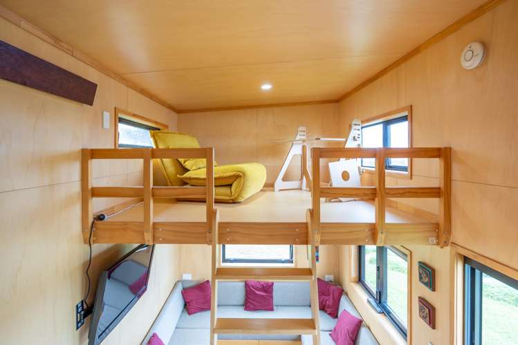 13a Emay Crescent Pahi_9