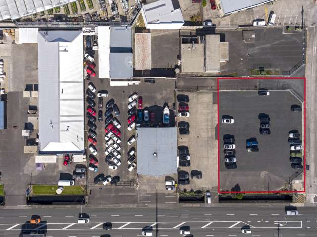 98-100 Wairau Road Wairau Valley_3