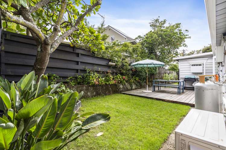 2/17 Seacliffe Avenue Belmont_7