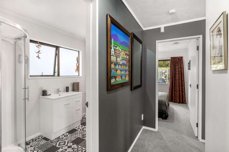 2d Woodfield Avenue Roslyn_14