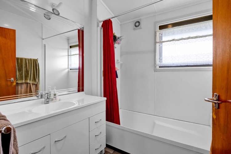 46 Murray Avenue Hawera_5