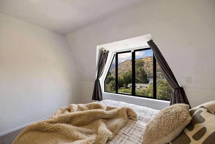 10/43 Goldridge Way Queenstown_8