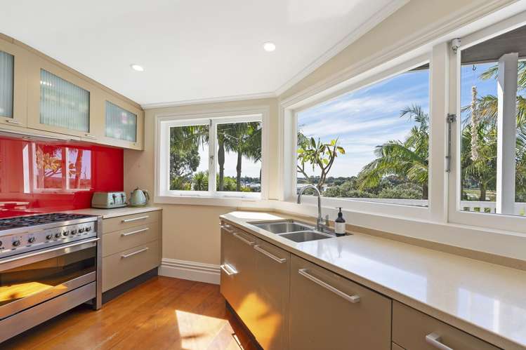 46 Waterview Road Devonport_8