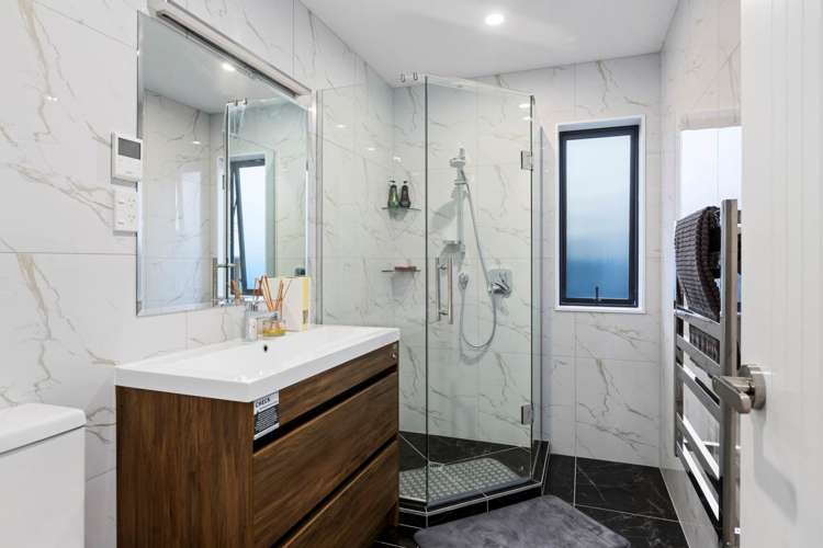 16 Gilfillan Street Blockhouse Bay_17